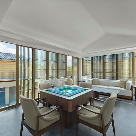 Отель Angsana Chengdu Wenjiang Экстерьер фото